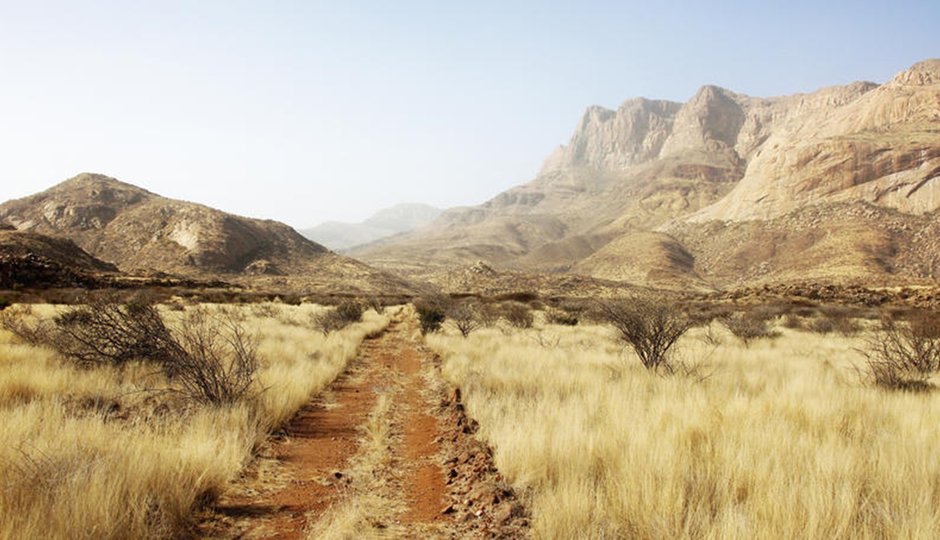Namibia Hike&Drive