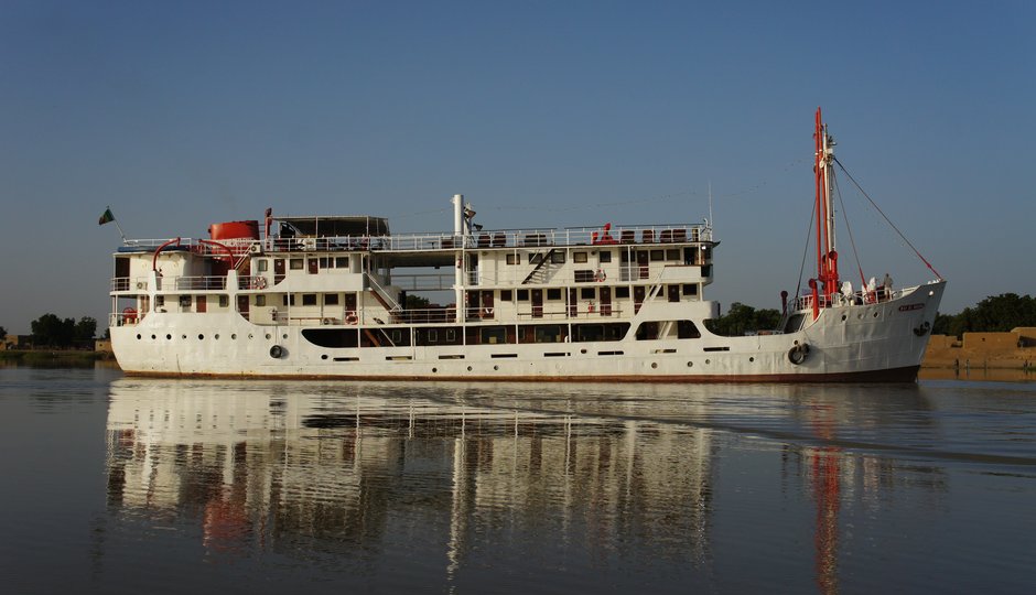 Mit der Bou el Mogdad auf dem Senegal River